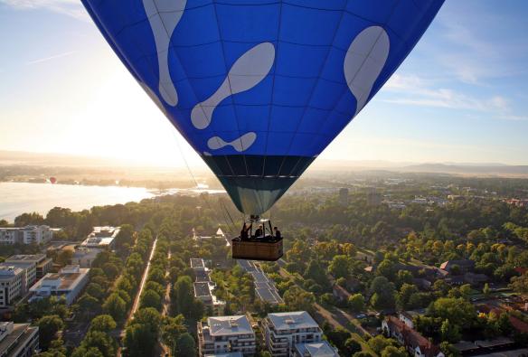 オーストラリア首都特別地域、キャンベラ、バルーン・アロフト © Tourism Australia