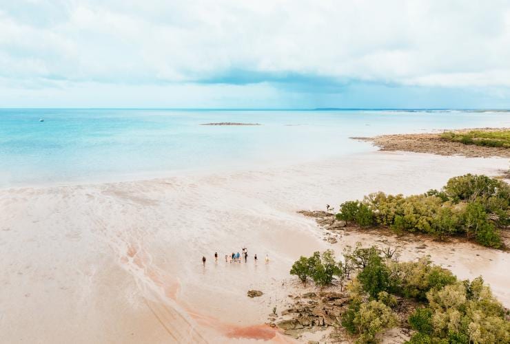 Borrgoron Coast to Creek Tours, Bán đảo Dampier, Tây Úc © Tourism Australia