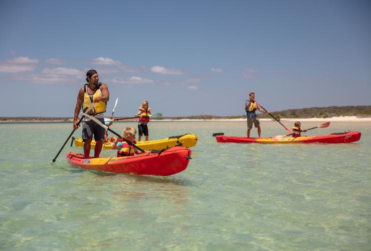 Wula Gura Nyinda Eco Cultural Adventures, Coral Coast, Western Australia © Tourism Australia