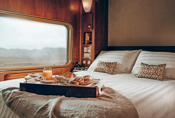 The Ghan © Heather Dinas Photography