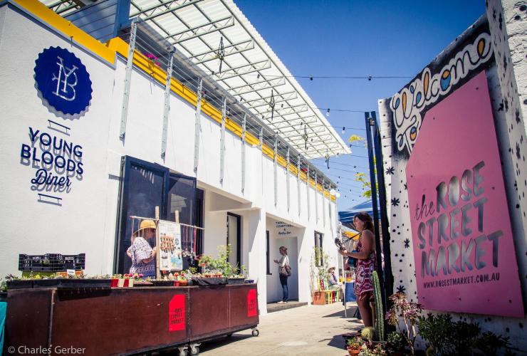 Rose Street Artists' Market, Fitzroy, Melbourne, Victoria © Charles Gerber/Rose Street Artists' Market