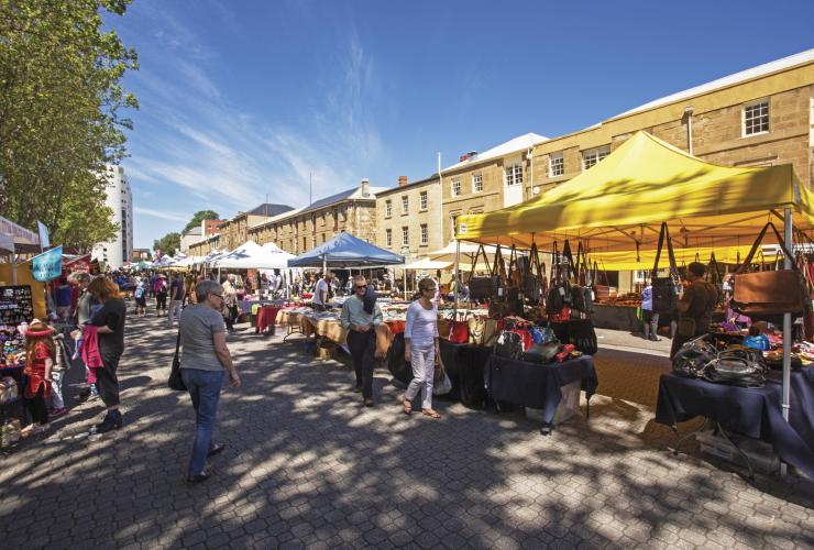 Salamanca Market, Hobart, Tasmania © Tourism Australia