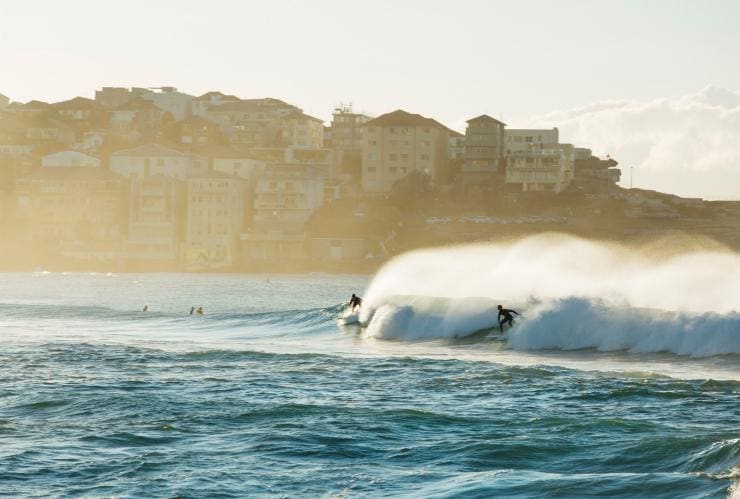 Bãi biển Bondi, Sydney, New South Wales © Destination NSW