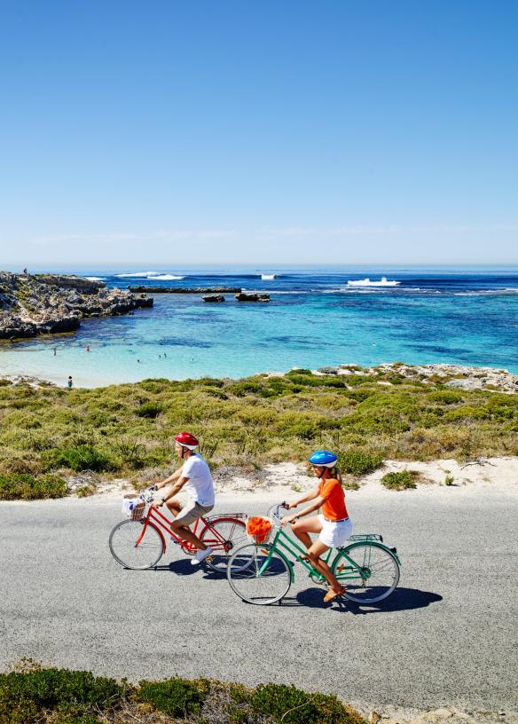 Little Salmon Bay, Rottnest Island, Western Australia © Tourism Western Australia