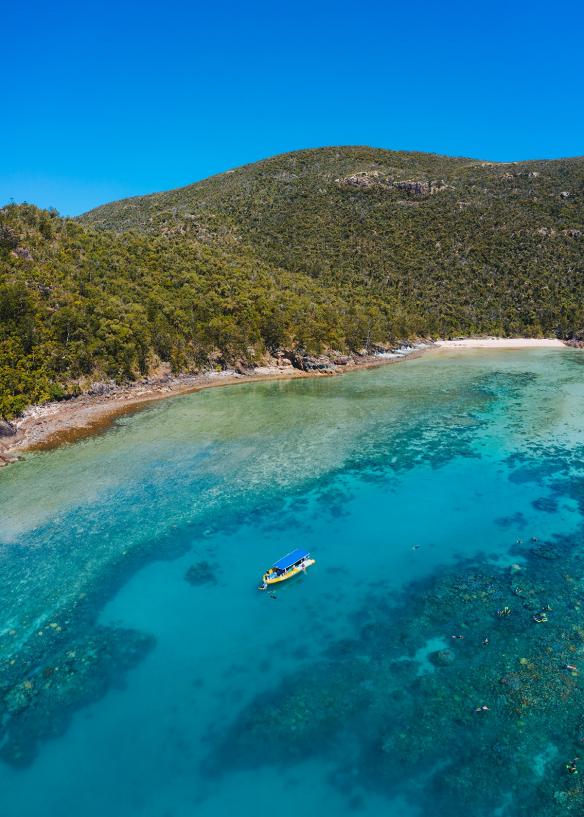 Ocean Rafting, Whitsundays, Queensland © Tourism Australia