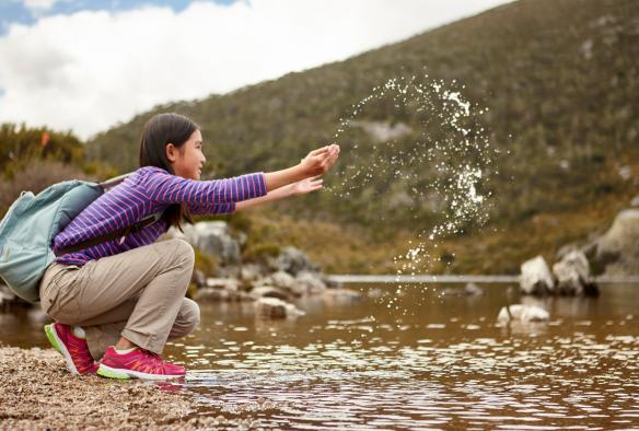 Hồ Dove, Núi Cradle, Tiểu bang Tasmania © Tourism Tasmania