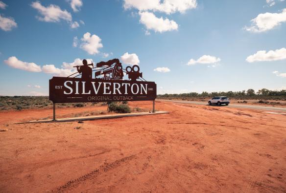 Silverton Hotel, Silverton, New South Wales © Destination NSW