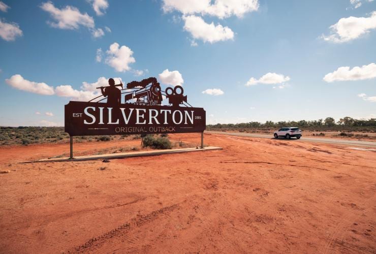 Silverton Hotel, Silverton, New South Wales © Destination NSW