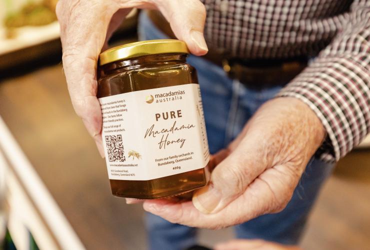 Macadamias Australia, Bundaberg, Queensland © Tourism Australia