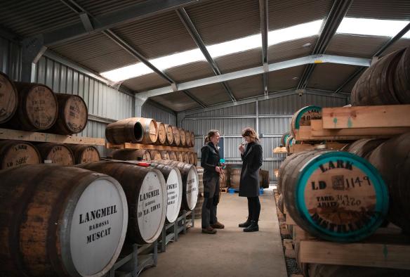 Nhà máy chưng cất Lark Distillery, Thành phố Hobart, Tiểu bang Tasmania © Tourism Australia