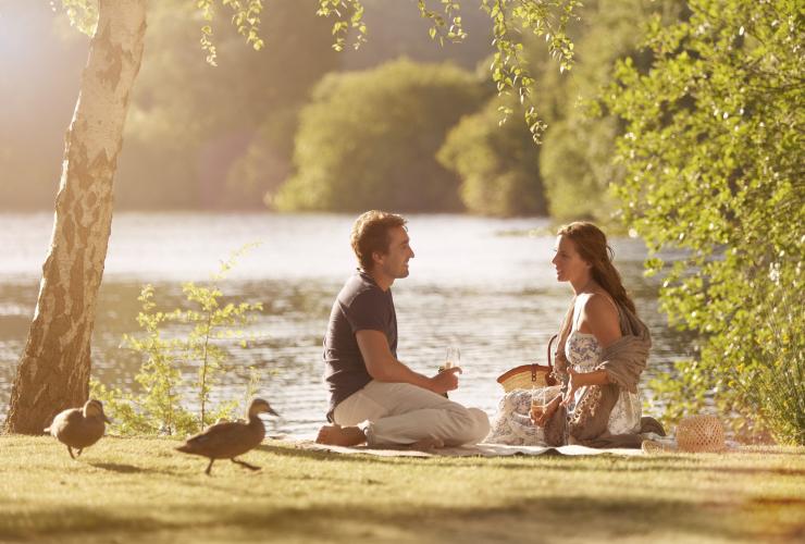 Daylesford Lake, Daylesford, VIC © Visit Victoria