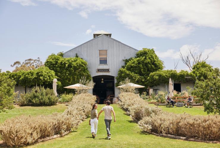 Lowe Wines, Mudgee, NSW © Destination NSW