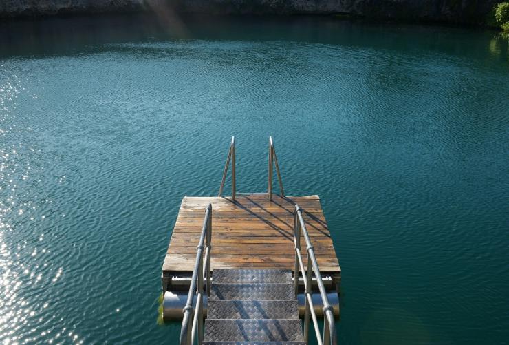 Little Blue Lake, Limestone Coast, SA © Andy Nowell