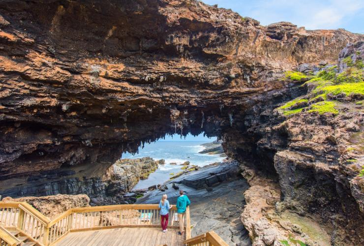 Admirals Arch, Flinders Chase National Park, Kangaroo Island, South Australia © South Australian Tourism Commission