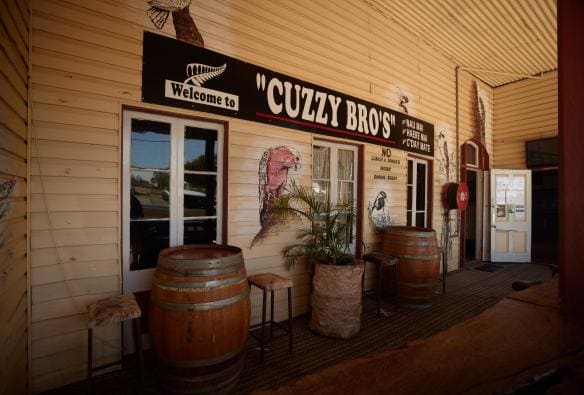 Artesian Hotel, Thị trấn Barcaldine, Tiểu bang Queensland © Tourism and Events Queensland