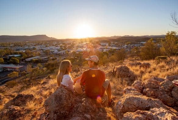 Đồi Anzac, Thị trấn Alice Springs, Lãnh thổ phía Bắc © Tourism Australia