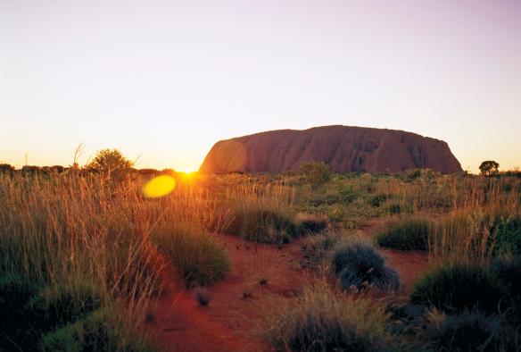 Vườn quốc gia Uluru-Kata Tjuṯa, Lãnh thổ phía Bắc © Tourism Australia