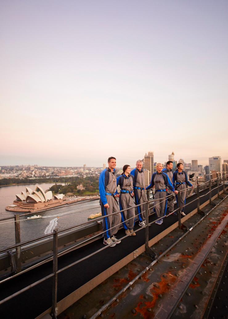 新南威爾士州（New South Wales）悉尼的攀橋（BridgeClimb）體驗©澳洲旅遊局