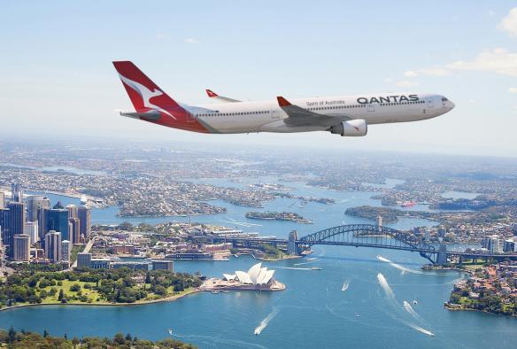 乘搭澳洲航空公司A330橫越新南威爾士州悉尼（Sydney）的悉尼海港（Sydney Harbour）©澳洲航空公司