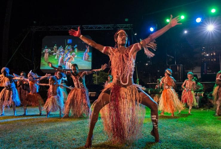 昆士蘭州（Queensland）開恩茲（Cairns）的開恩茲原住民藝術展©開恩茲原住民藝術展
