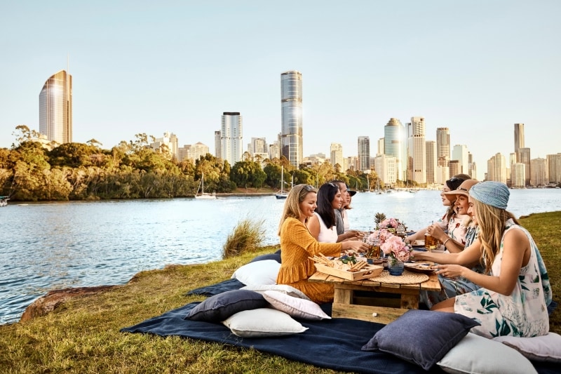 Pique-nique à Kangaroo Point, Brisbane, QLD © Brisbane Marketing Pique-nique à Kangaroo Point, Brisbane, QLD © Brisbane Marketing